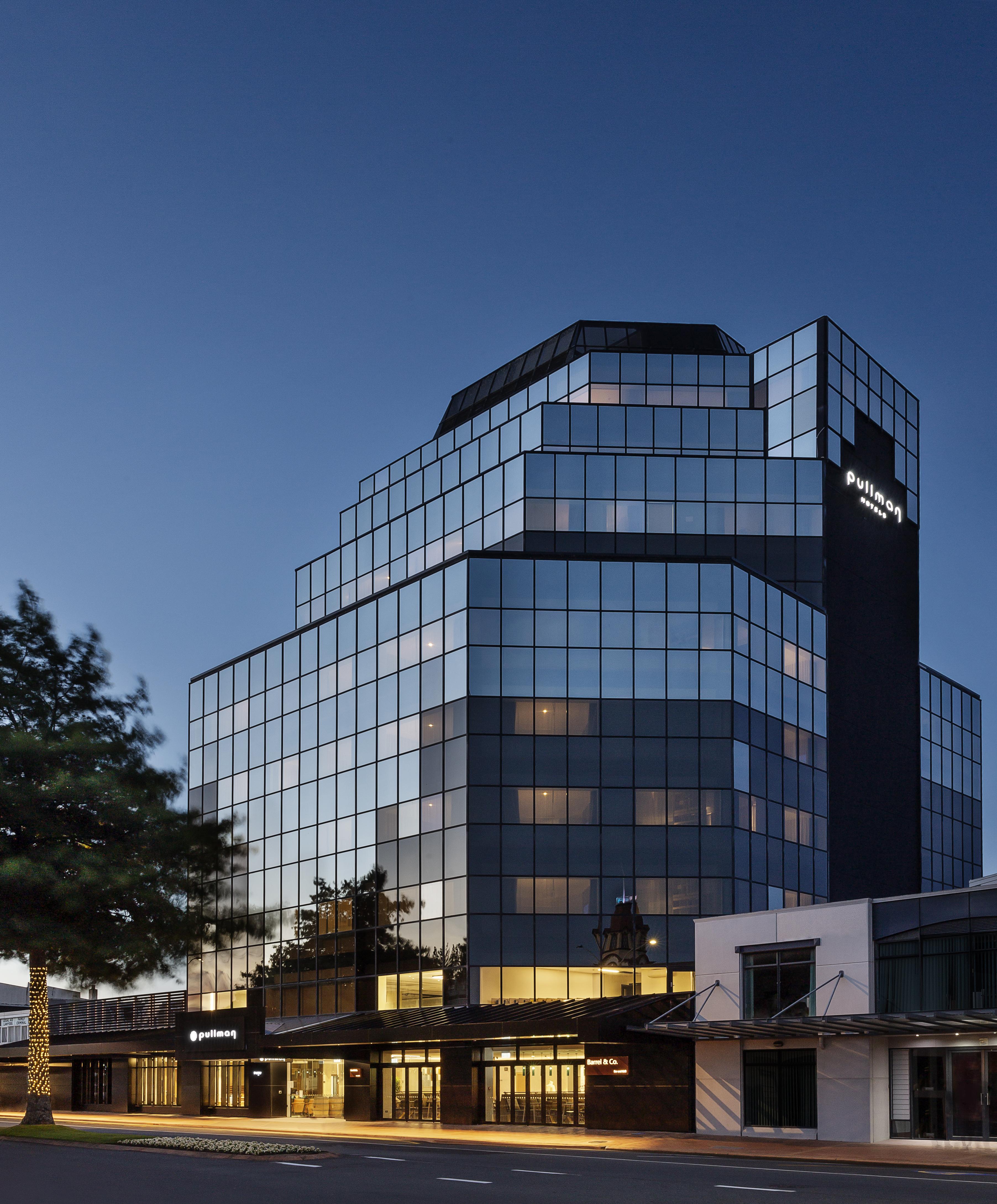 מלון Pullman רוטורואה מראה חיצוני תמונה The building of the company in Madrid