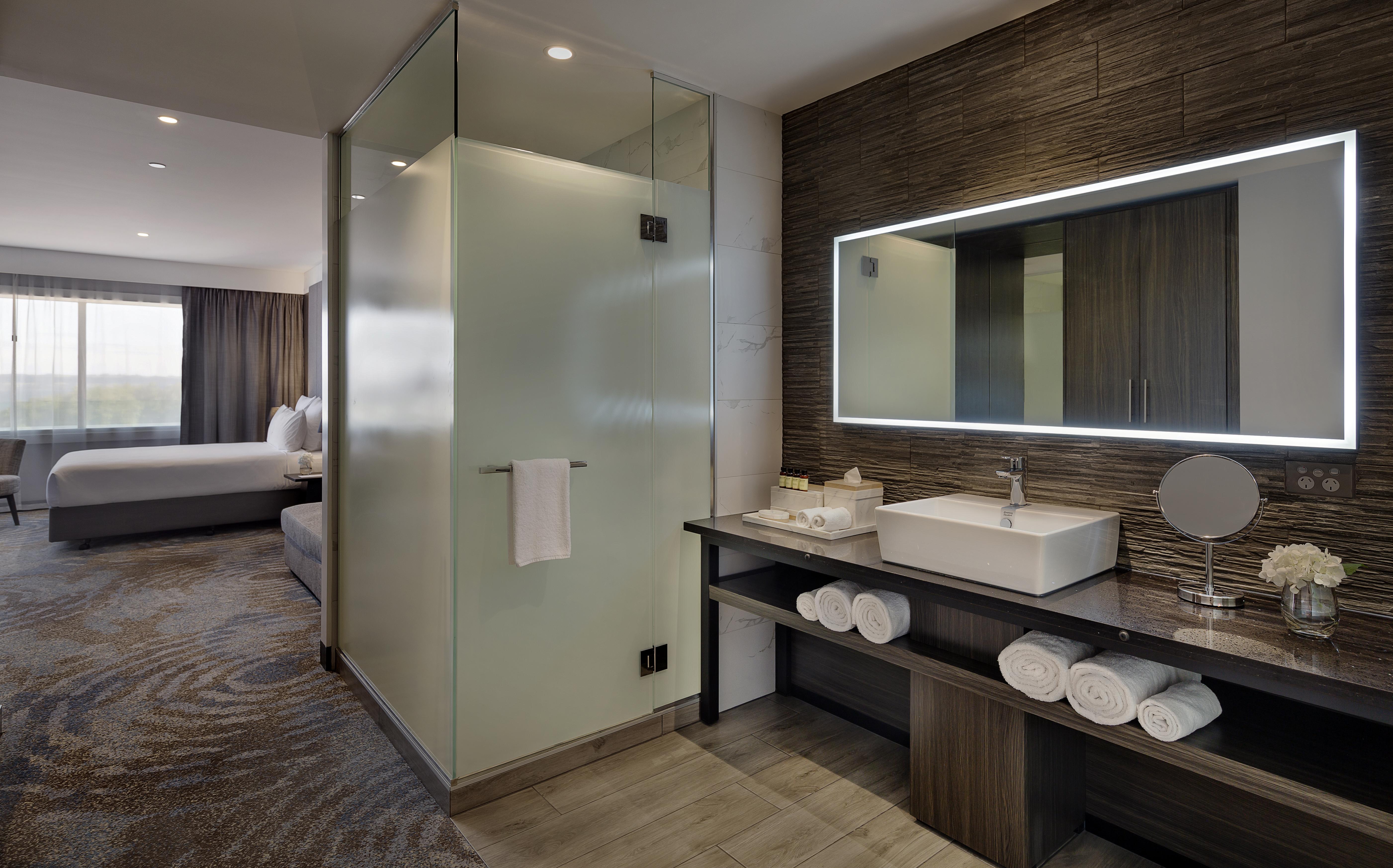 מלון Pullman רוטורואה מראה חיצוני תמונה A bathroom in a hotel room